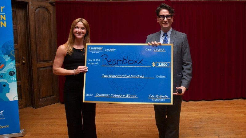 Crummer student wins the Crummer Category at the Crummer Venture Plan Competition with business she launched from her capstone course.